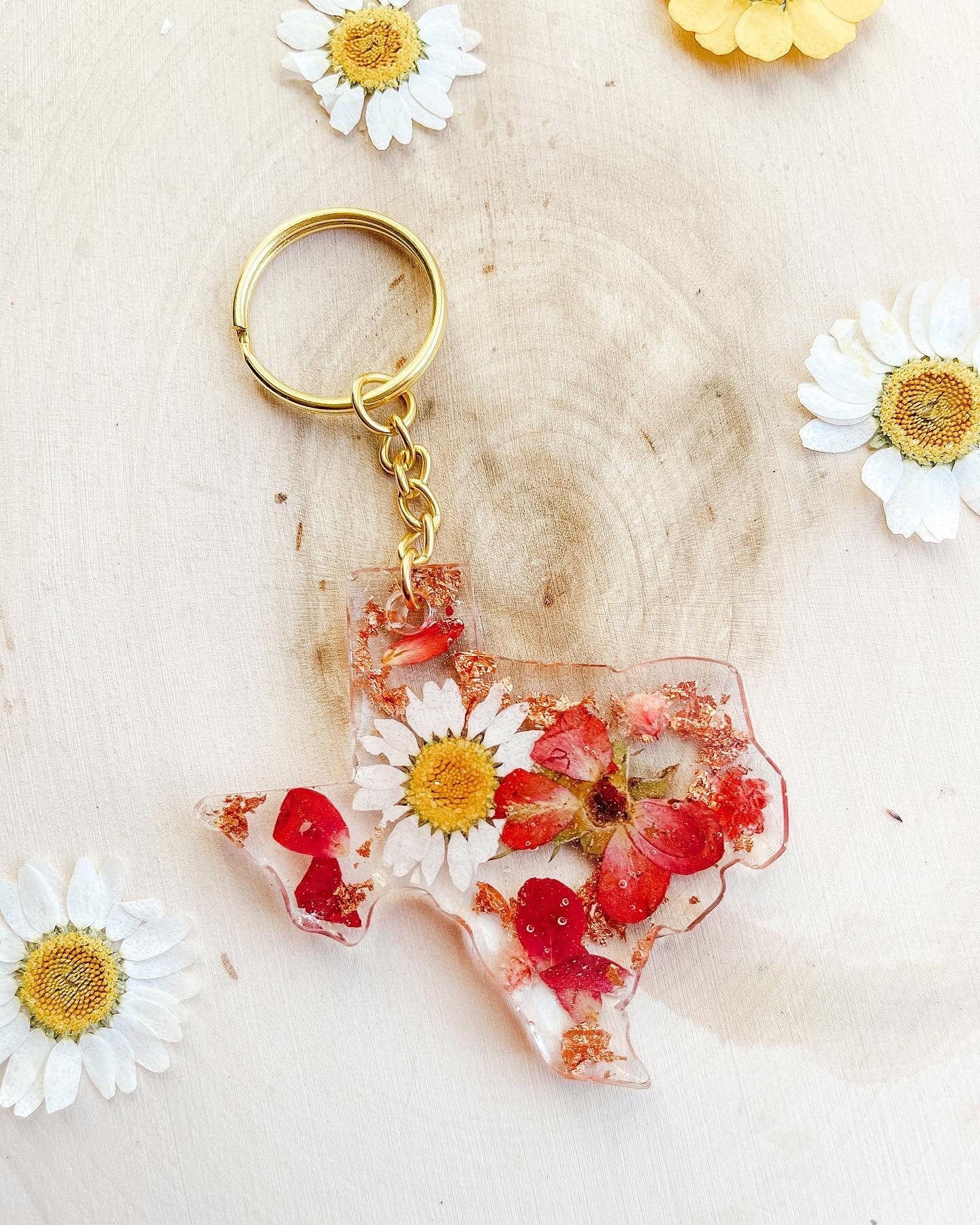 Resin wildflower state keychain